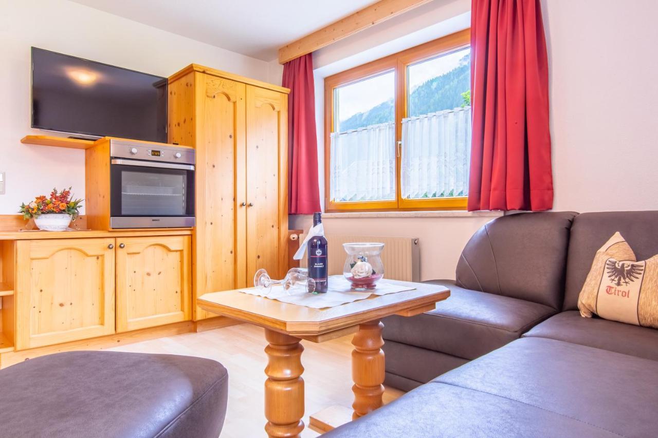 Alpenpension Elferblick Neustift im Stubaital Bagian luar foto