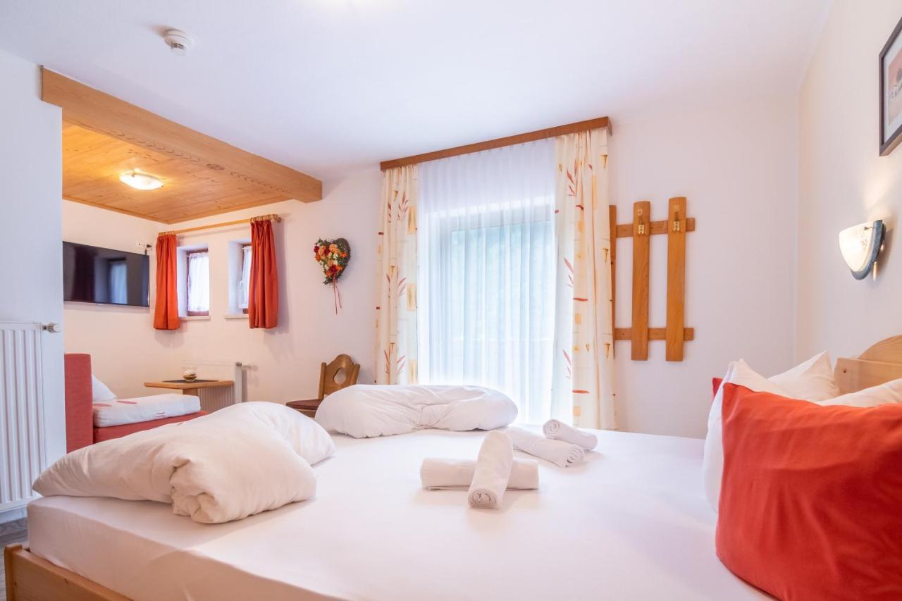 Alpenpension Elferblick Neustift im Stubaital Bagian luar foto